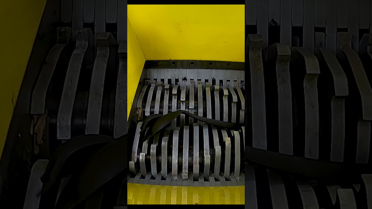 #shorts #satisfyingvideo #shreddingmachine