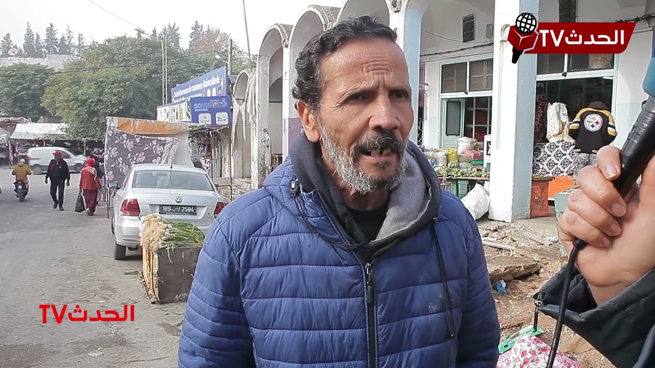 الثورة كان ماصرتش خير..كانت الزواولة و الناس الكل عايشين توا الدنيا صعبت و الأسعار غلت برشا في كل شئ