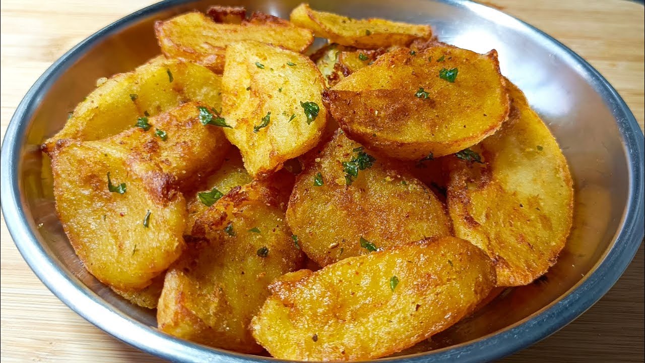 10 min. में आलू से बनाए बहुत ही स्वादिष्ट और कुरकुरा नाश्ता।।aloo taka tak।। Crispy potato snacks।।