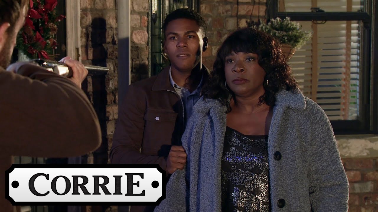 Derek Discovers That He Has Shot Robert | Coronation Street
