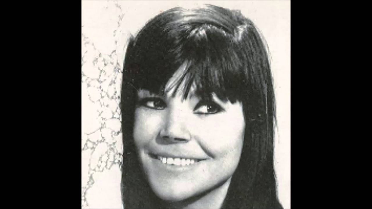 עליזה עזיקרי -  שחרחורת -תחילת שנות ה-70