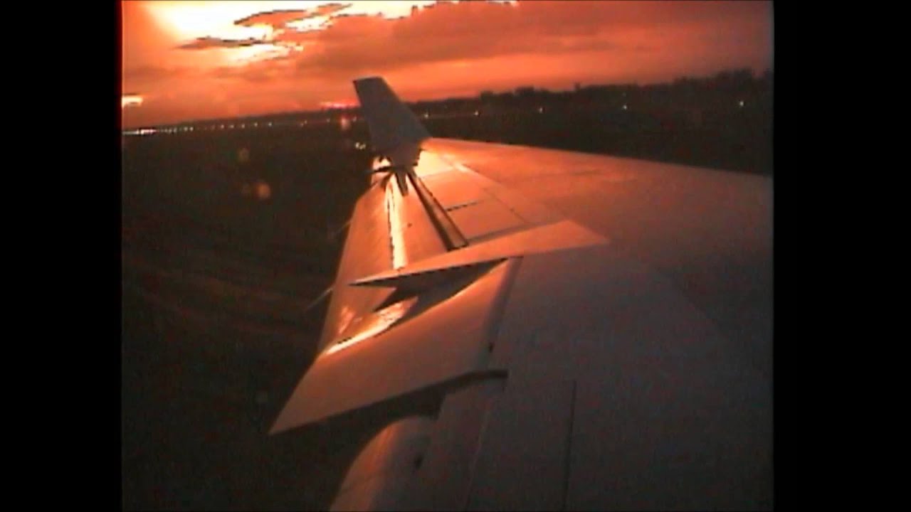 THE SIGHT & THE SOUND 2/6 : Garuda Indonesia MD-11ER PK-GIL documentary from Jakarta to Denpasar