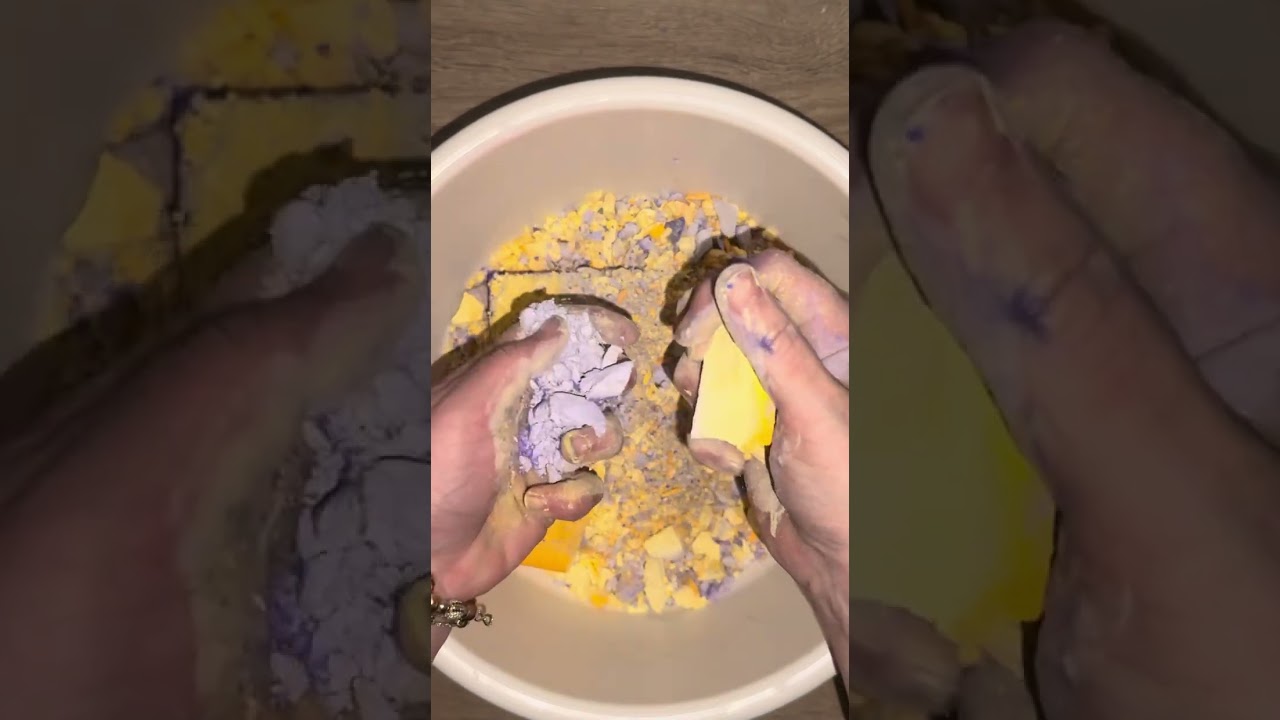 Dyed two tones 💜💛 #gymchalkasmr #asmrsounds 