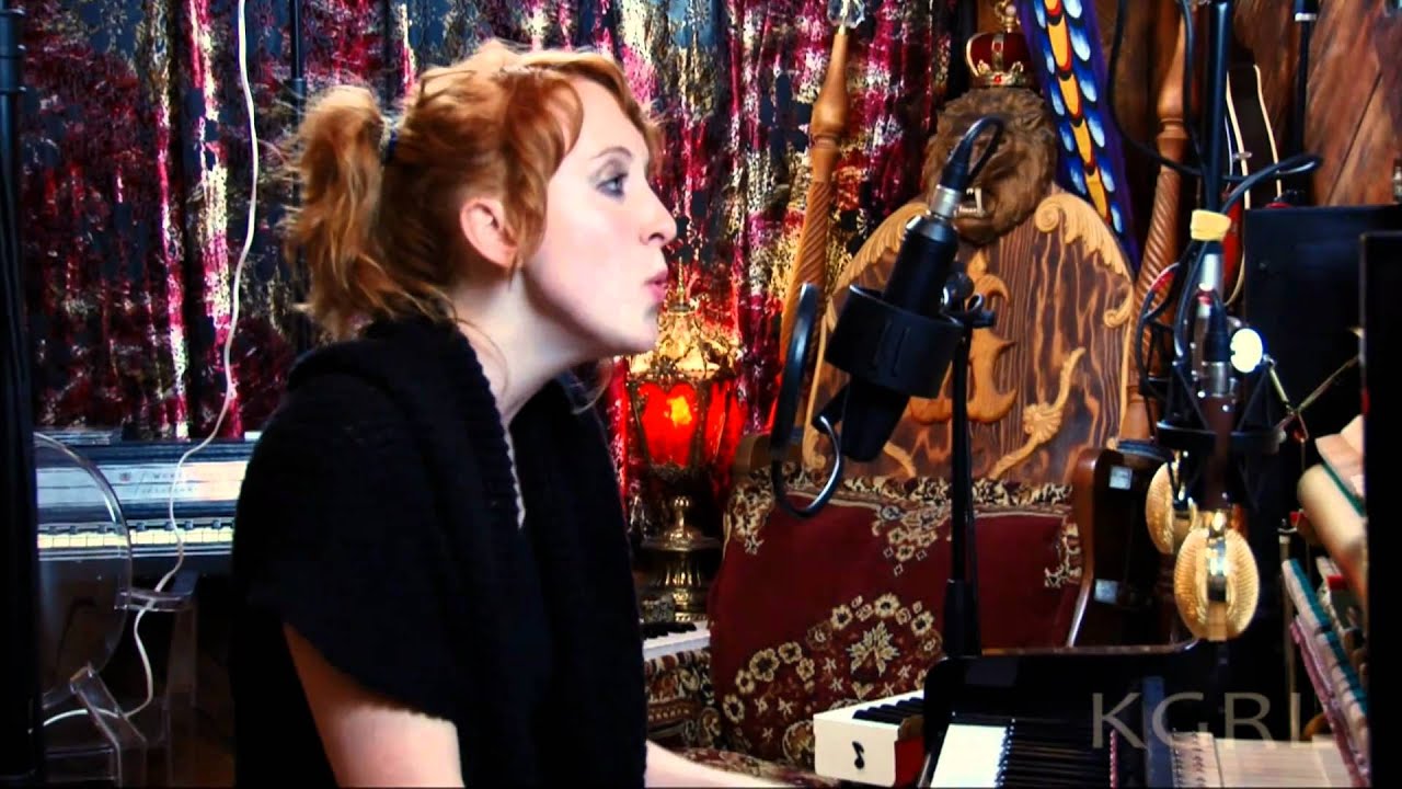 Brooke Waggoner - So-So (KGRL FPA Live Session) 1080p HD
