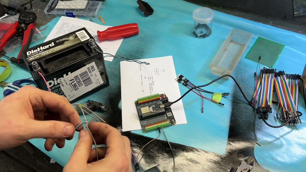 DIY water/methanol with an esp32 arduino, testing and wiring, learning as I go 