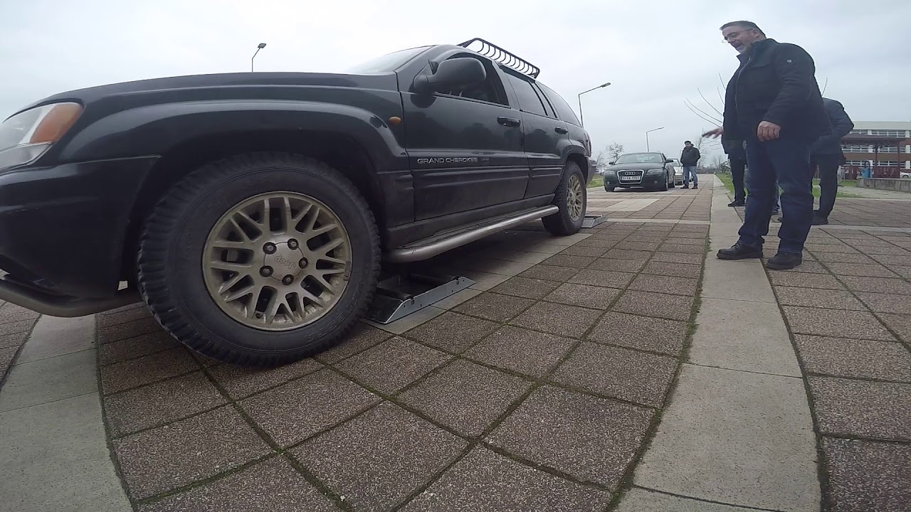 Jeep Grand Cherokee WJ 2.7 CRD Quadra Drive Roller Test