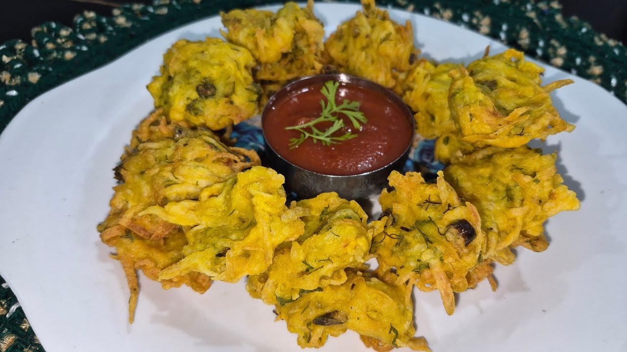 Laccha Pakoda 😋 Lacha Pakora Sab Pakode ko takkar dene vala Pakoda💯