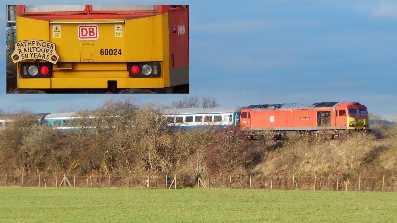 DB 60024 on the final DB Class 60 railtour ventures onto the old Kineton branch - 16th December 2023