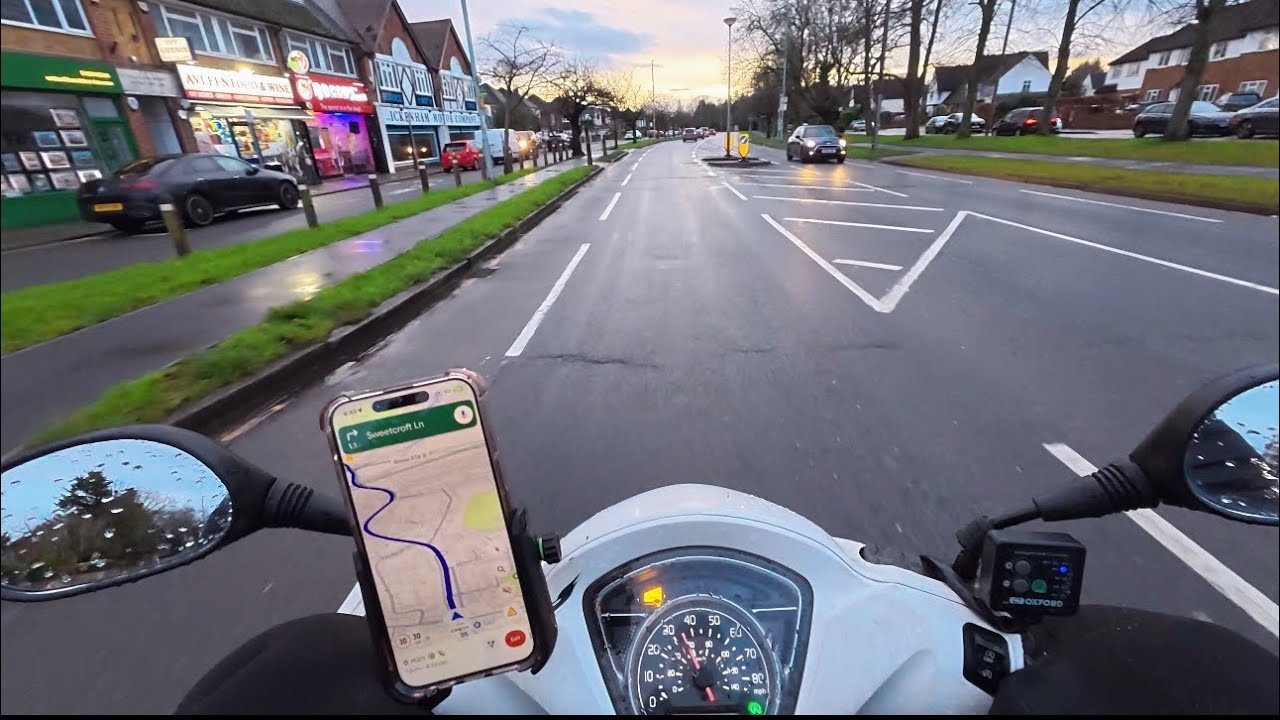 A Day as a Delivery Driver in London 