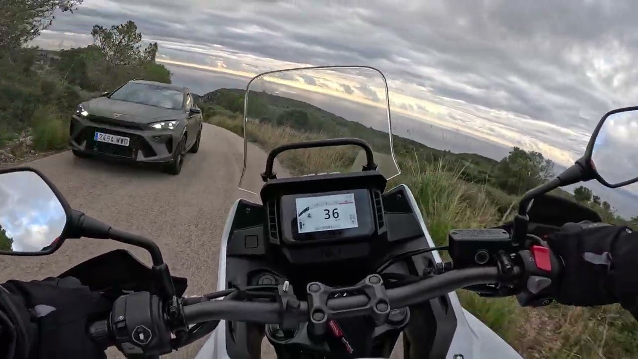 HONDA NX EN RUTA N:31