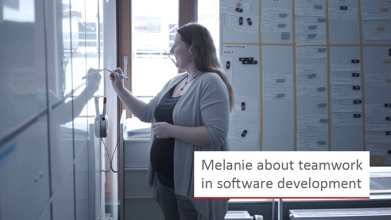 Software Developer Melanie about Team Work at WOM