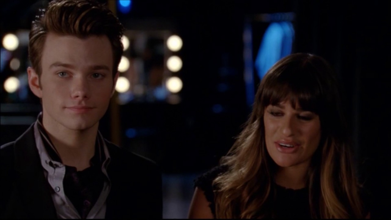 Glee - Rachel and Kurt go back to Mckinley to watch Grease 4x06