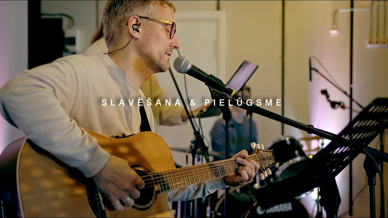 SLAVĒŠANA & PIELŪGSME AR VAKARĒDIENU