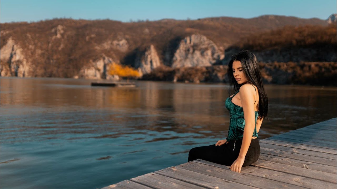 Photoshoot in the Danube  with godox round head H200R With AD200 used Canon  Eos R