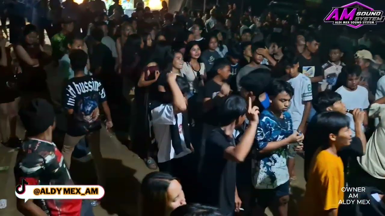 TABOLA BALE  FT MAMAH MUDA ~ VOCAL BY ~ CIKA TUKAU ~ DI DESA BAATU PUTER#cover