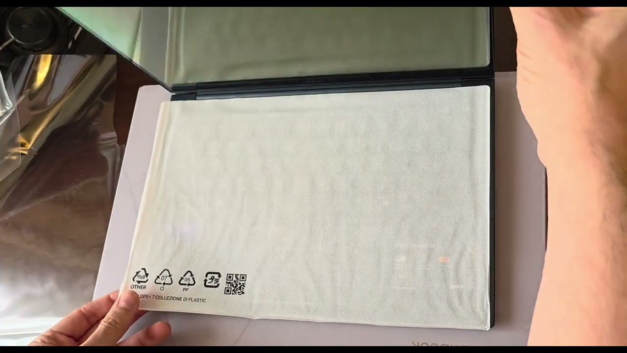 ASUS Zenbook 14 UX3405C Intel Core Ultra 9 285H unboxing