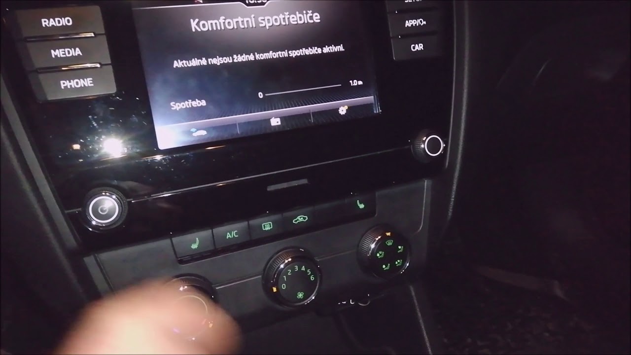 ŠKODA OCTAVIA III KALIBRACE SERVOMOTORKŮ KLAPEK MANUÁLNÍ KLIMATIZACE