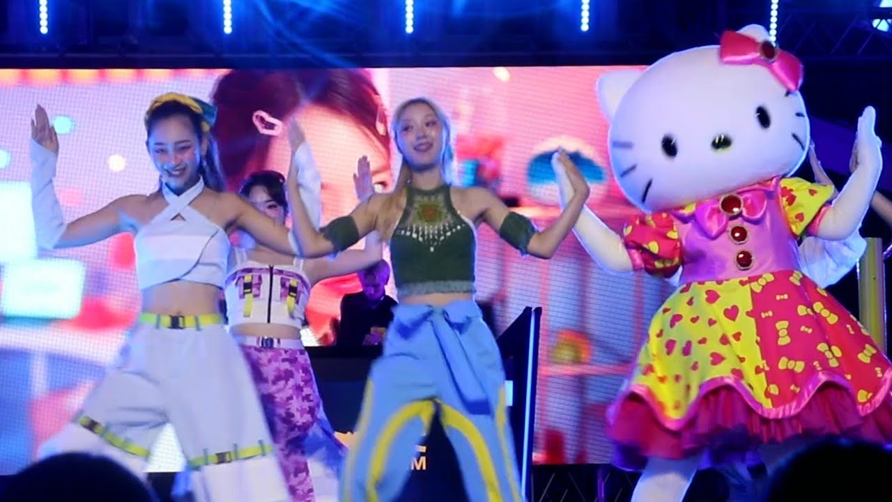 【USJ】NO LIMIT! サマーダンスナイト with HYBE JAPAN（芝生最前・ほぼセンター）