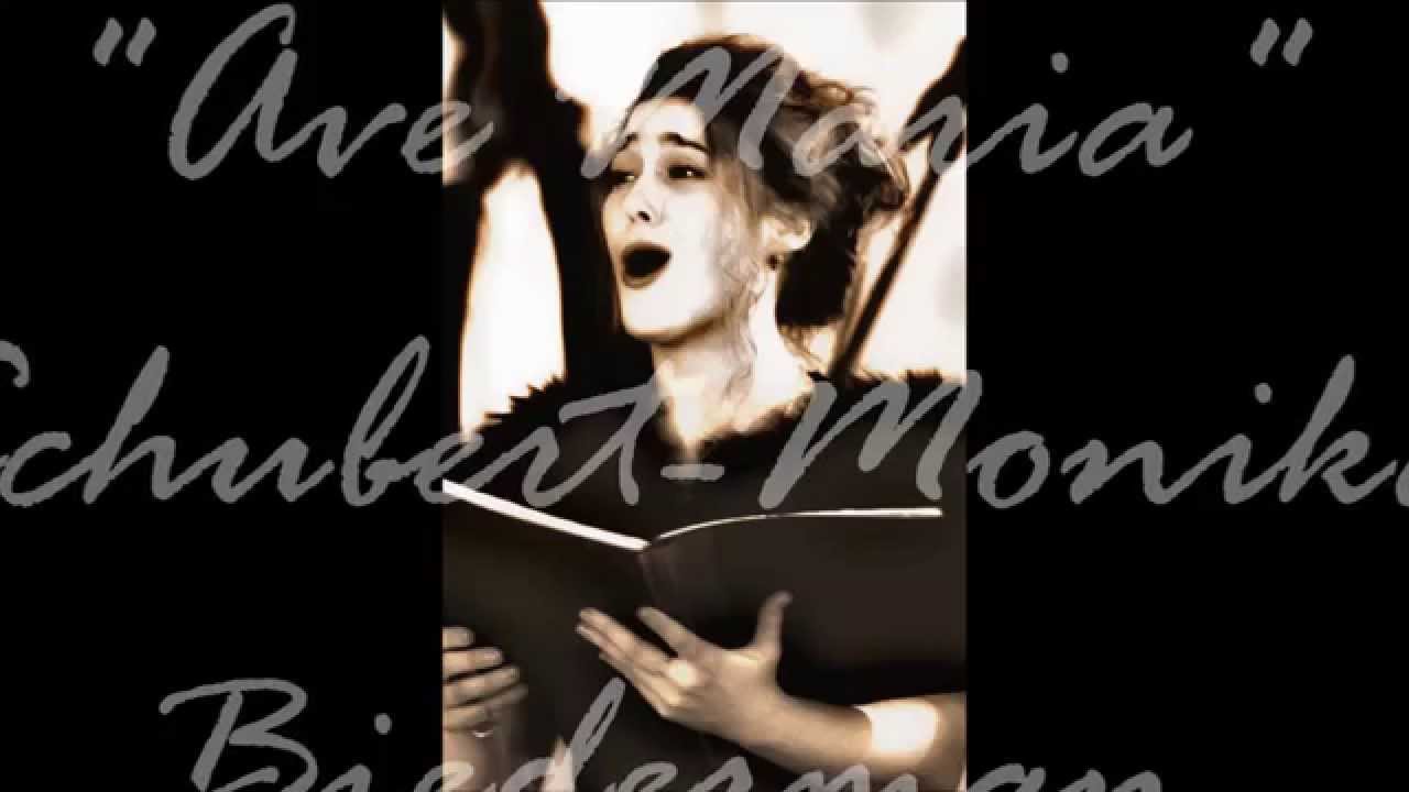 Monika Biederman -Ave Maria (F.Schubert) polish version M&M