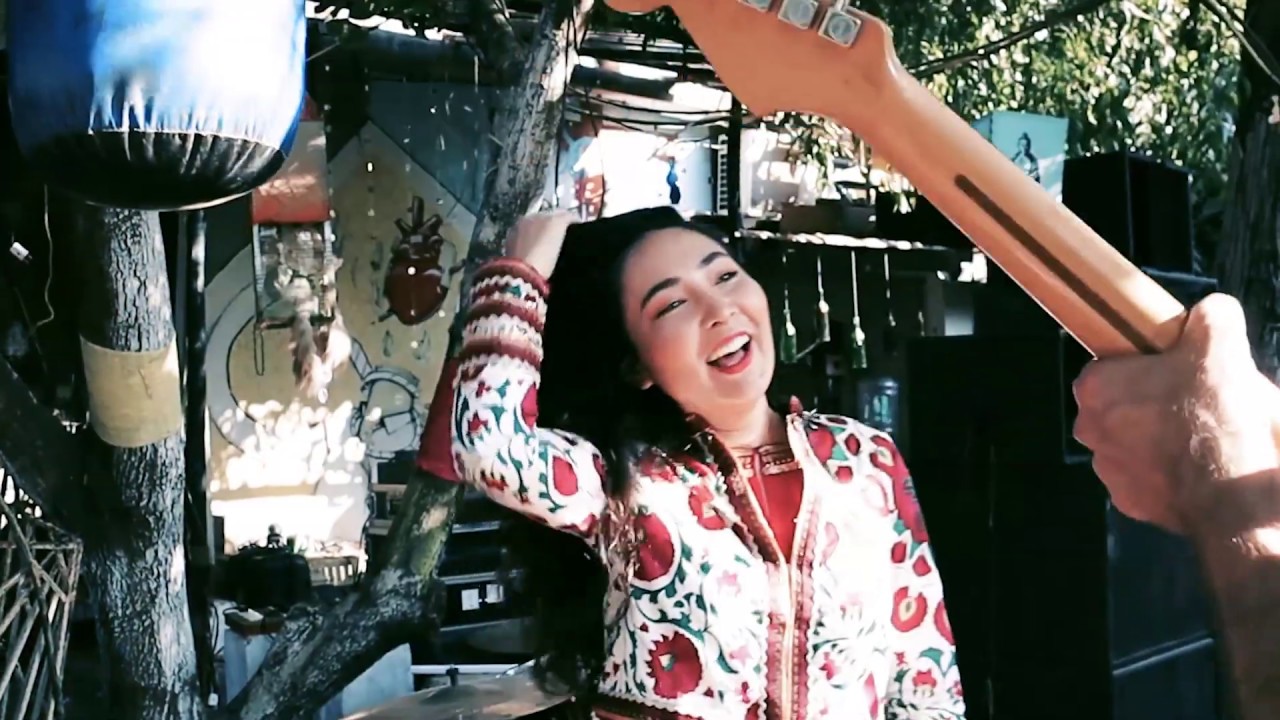 Kefaya  + Elaha Soroor - Charsi (Official Video)
