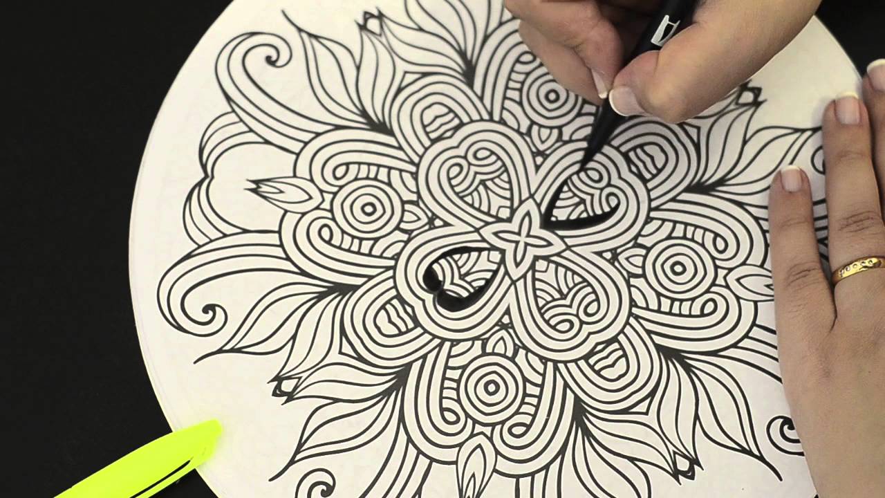 Efeito 3D em Mandalas - Livros para colorir