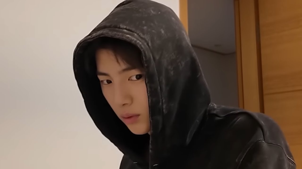 CORTIS MEMES BECAUSE JUHOON GAVE ME SIDE EYE
