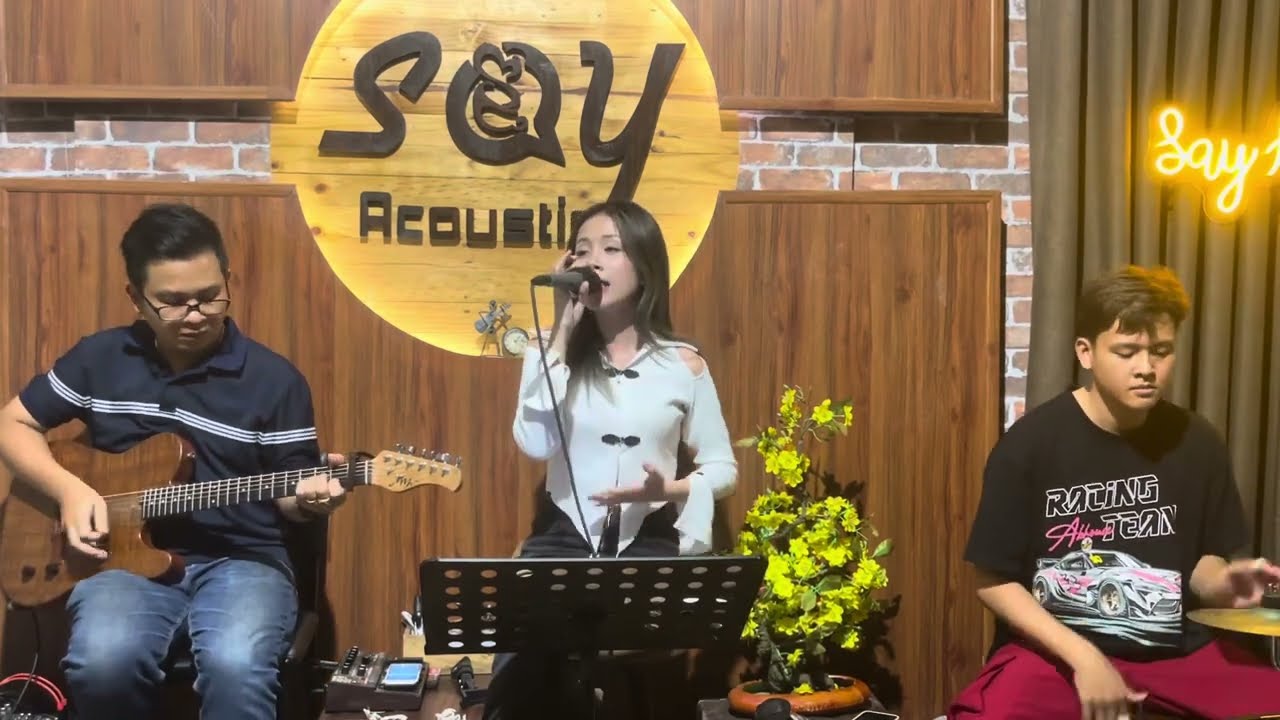 [ChangMie] CHÚNG TA CỦA TƯƠNG LAI - SƠN TÙNG MTP | GUITAR COVER | SAY ACOUSTIC CAFE