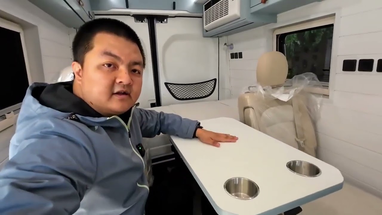 VANLIFE风格原厂B型房车，4合1功能区是亮点，这厕所设计绝了
