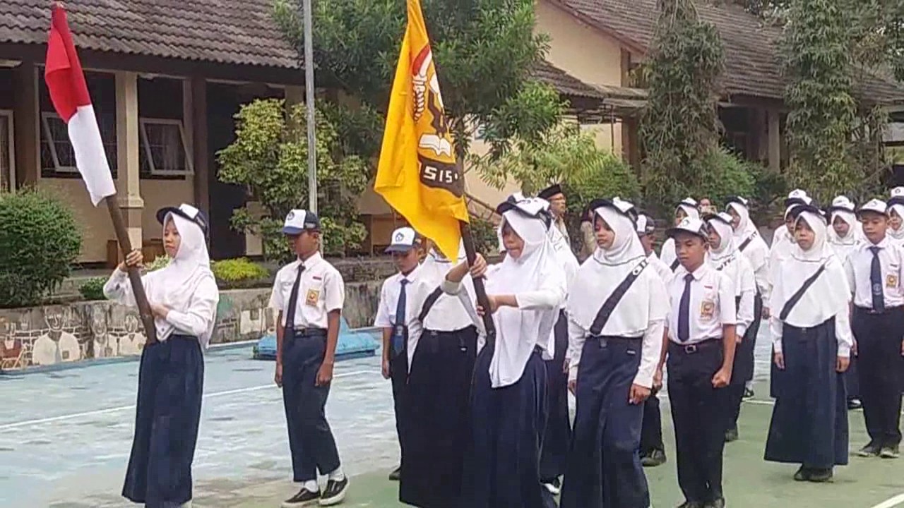 Pelantikan Pengurus OSIS SMP  N 3 Mrebet Tahun 2017