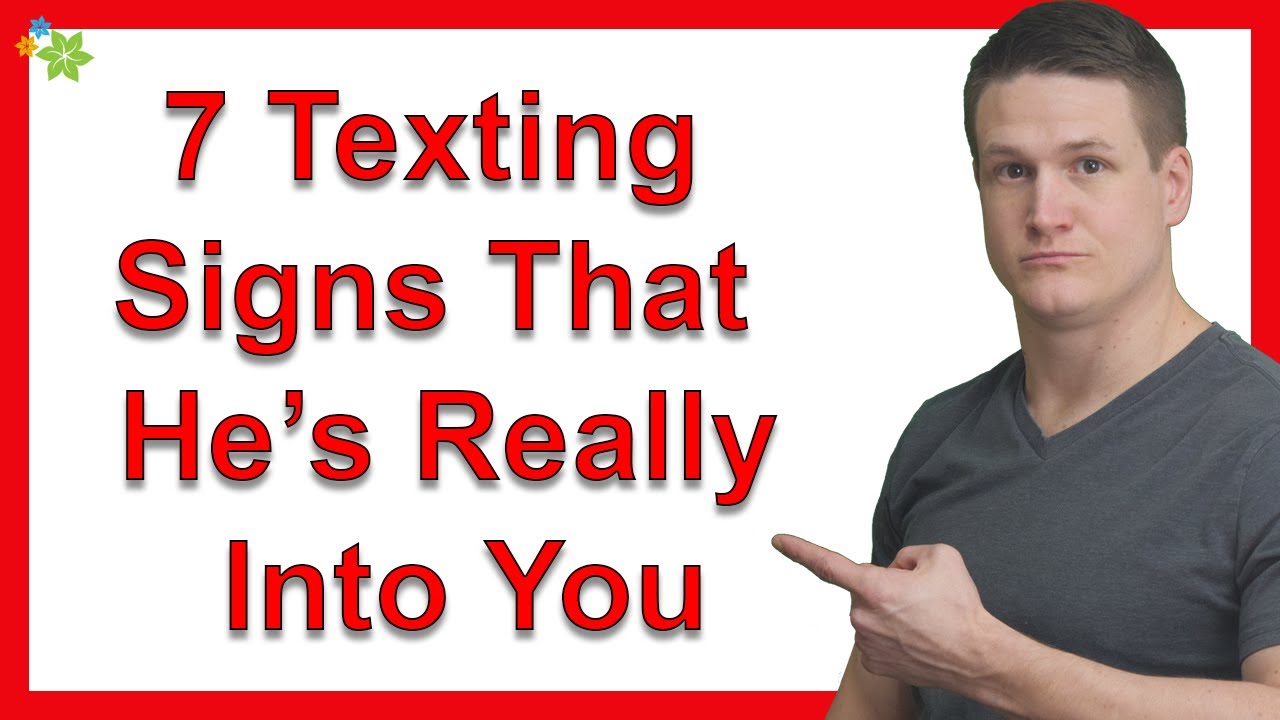 7 Texting Signs That He’s Really Into You