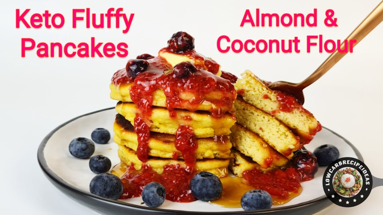HOW TO MAKE KETO FLUFFY PANCAKES (ALMOND & COCONUT FLOUR) | LIGHT & FLUFFY | DAIRY FREE OPTION
