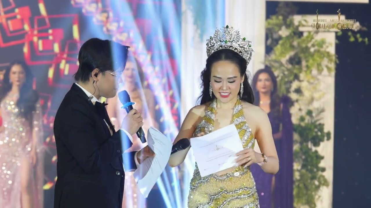 MISS MEDIA award at MISS BUSINESS GLOBAL 2025.