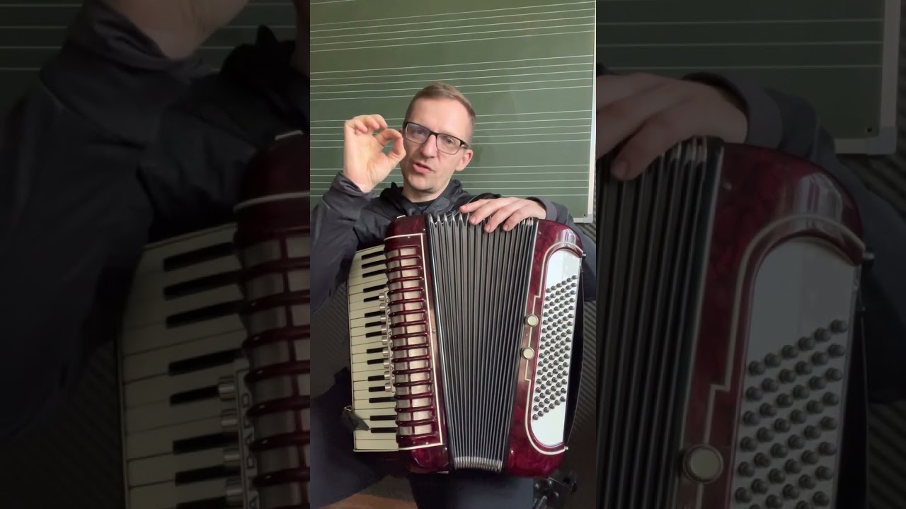 1 Trudna lekcja na połączenie rąk na Akordeonie
