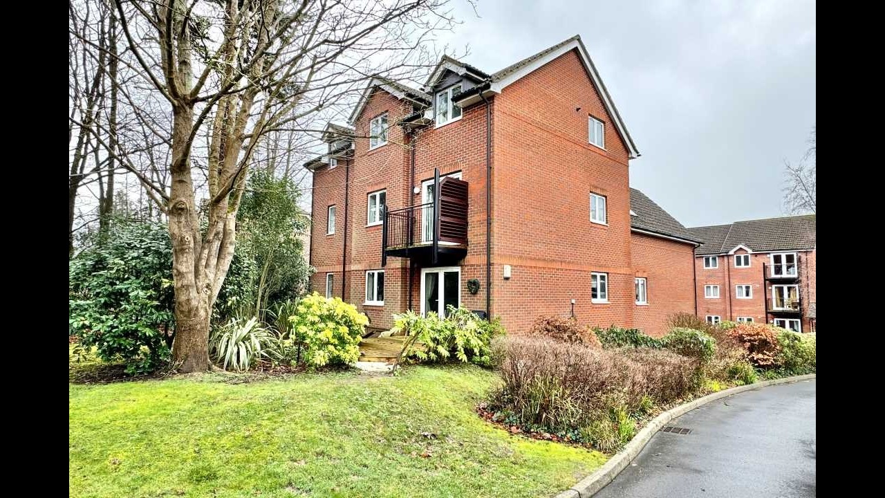 30 Langtry Court