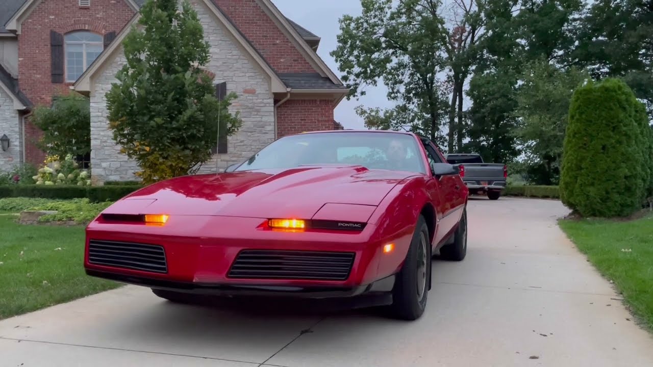 1982 Pontiac Trans Am (Cross-Fire 305 V8) Evening Drive