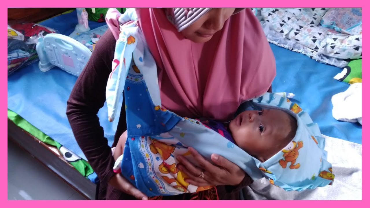 ADJUSTABLE + TOPI | Cara MUDAH GENDONG Bayi Part 3 | How to use a Ring Sling with a Newborn