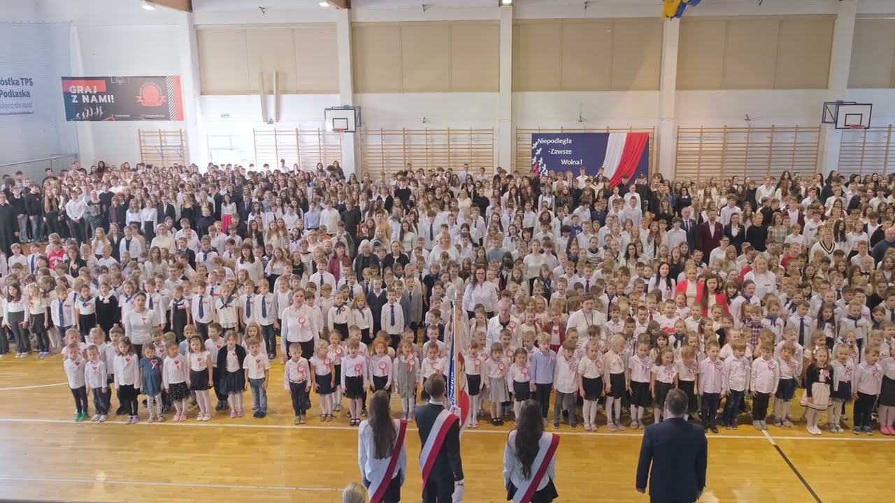 Szkoła do hymnu 2025 - Szkoły i przedszkole z ZSO nr 4 w Białej Podlaskiej śpiewają wspólnie hymn!