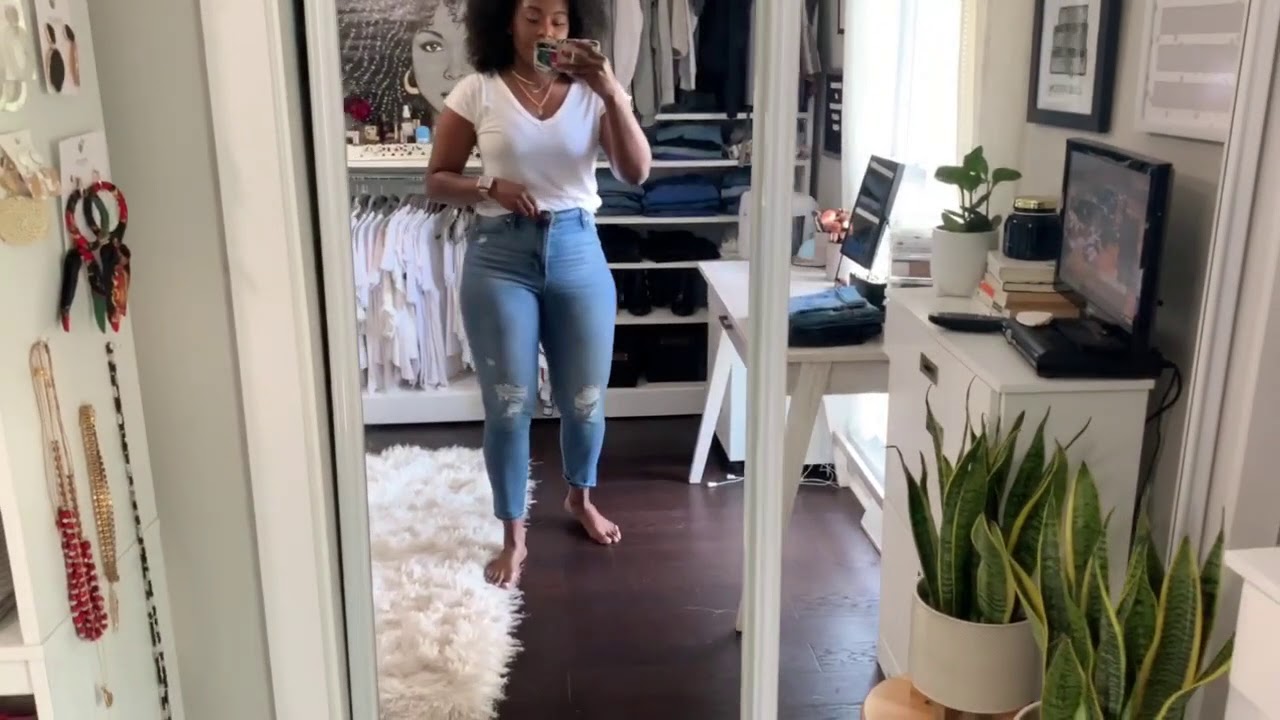 5 JEANS PERFECT FOR CURVY GIRLS