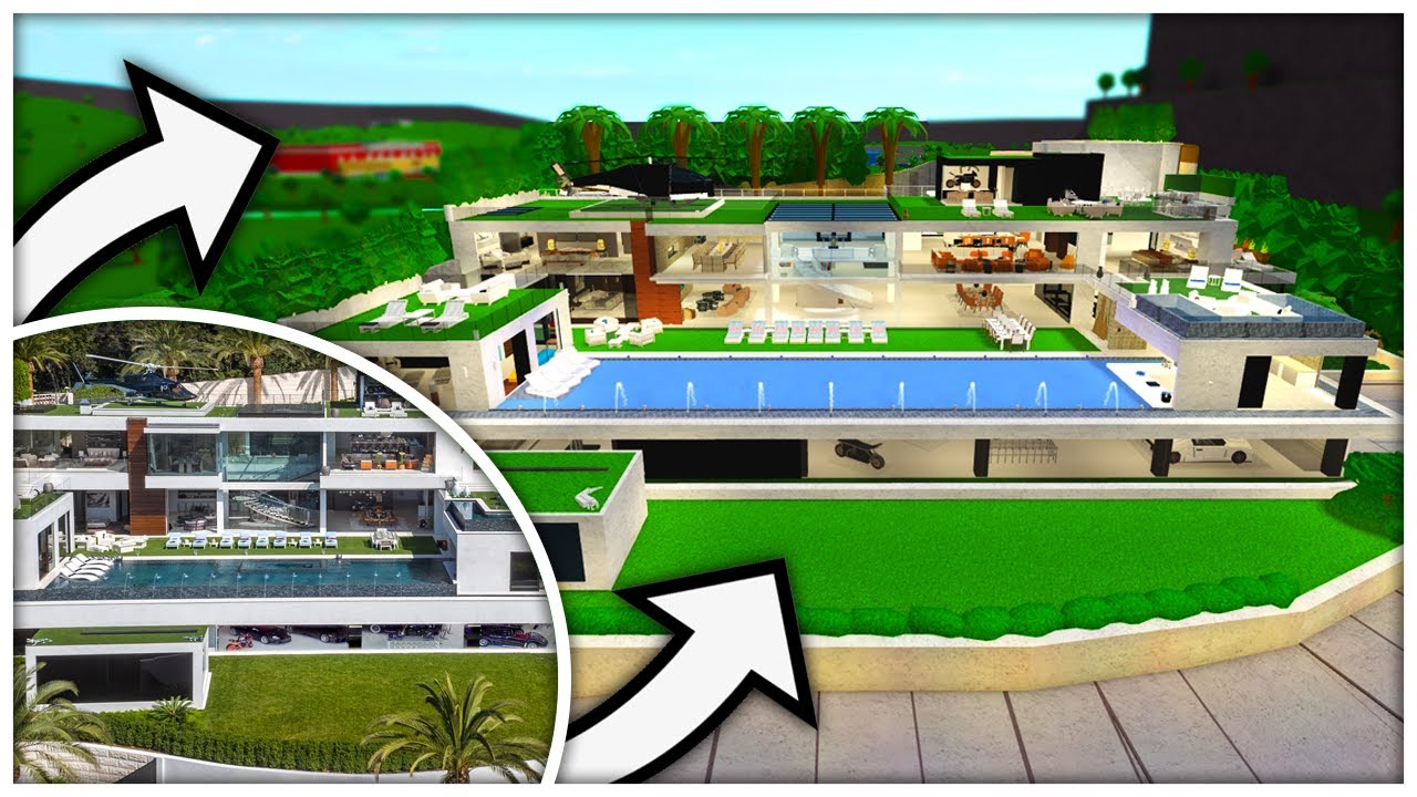 The BIGGEST MANSION On Bloxburg!