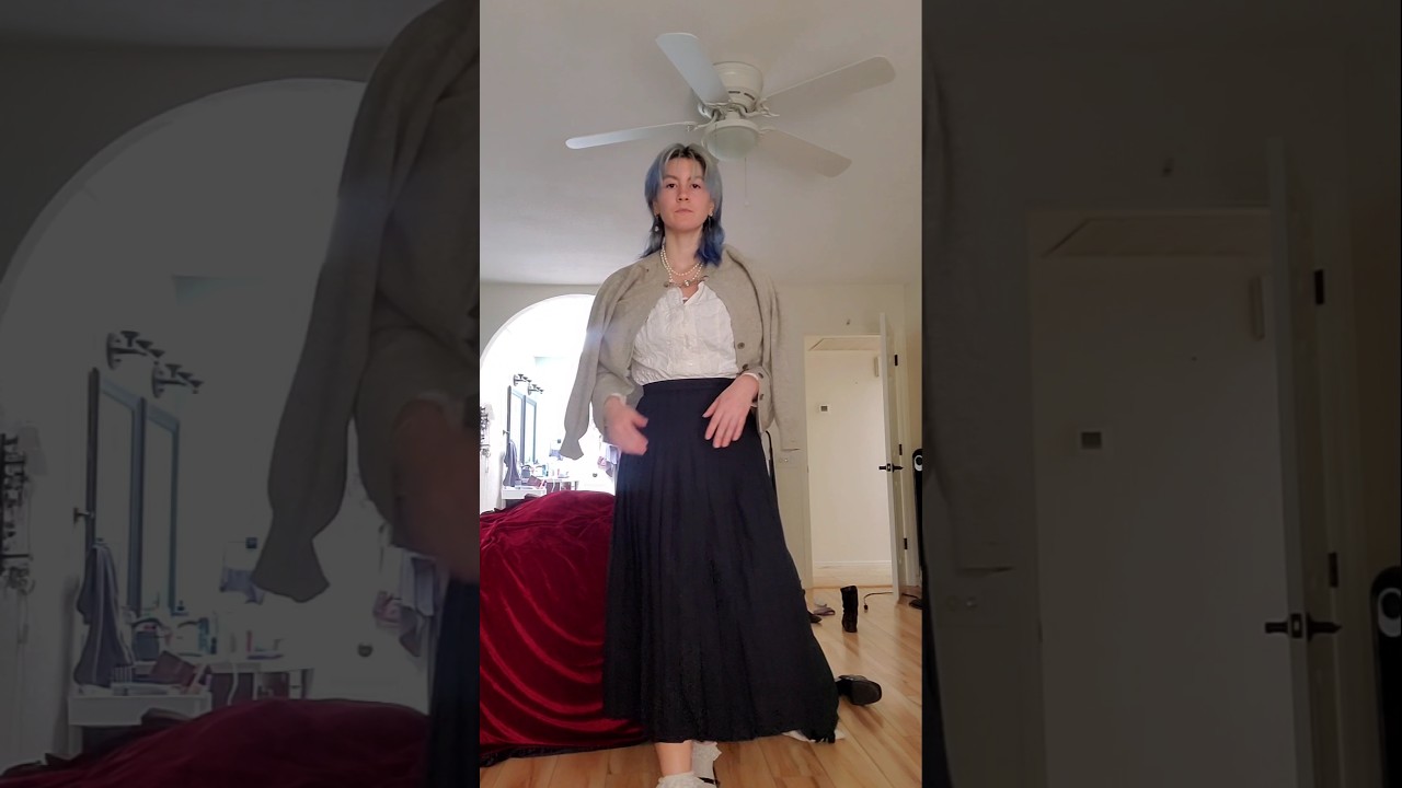 old academia style fit! (dressing like my grandma when she was young)