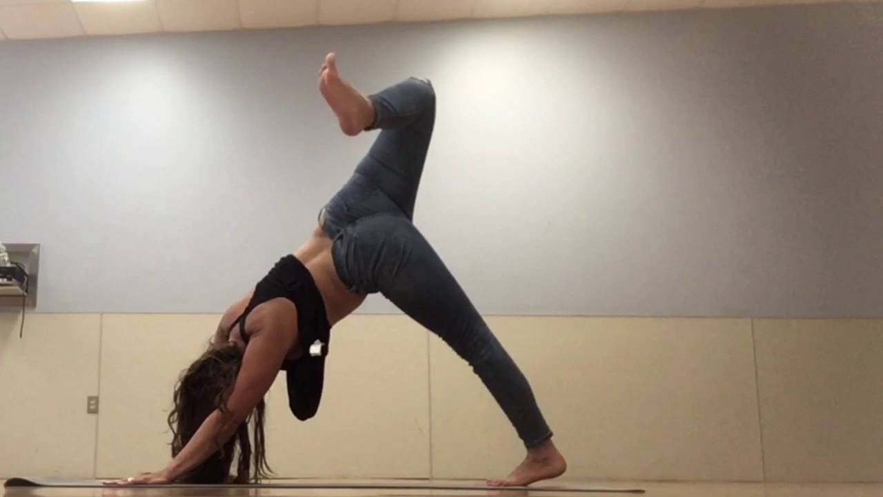 Yoga in Jeans