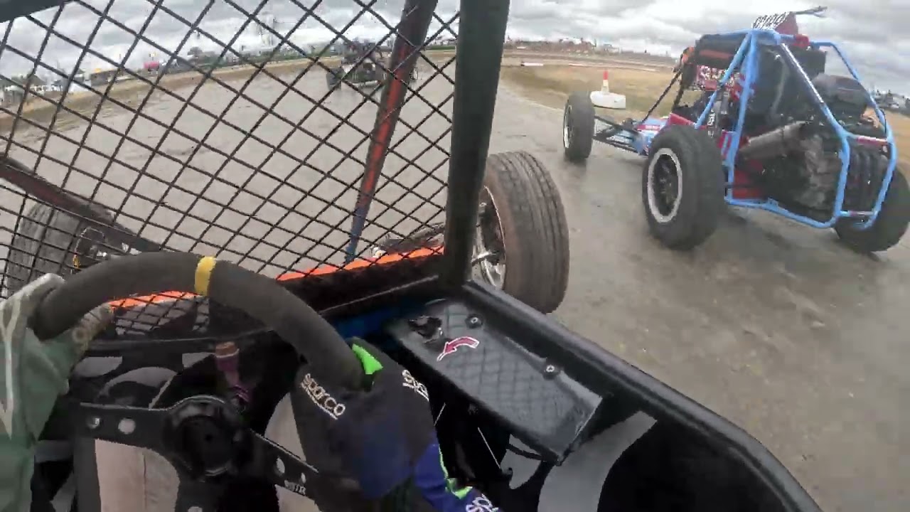 Evesham 30th August 2025 - Onboard SS27 Amy Whitton - Ladies Class 8 Heat 1