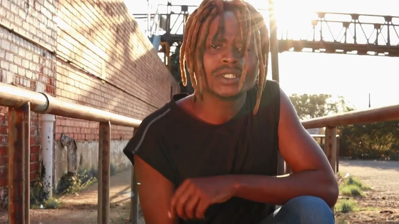 Chuck The Lunatic - Bawo