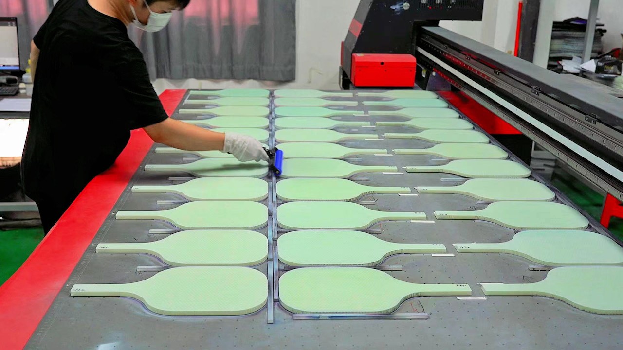 Fiberglass Pickleball Paddles Mass Production Process in China
