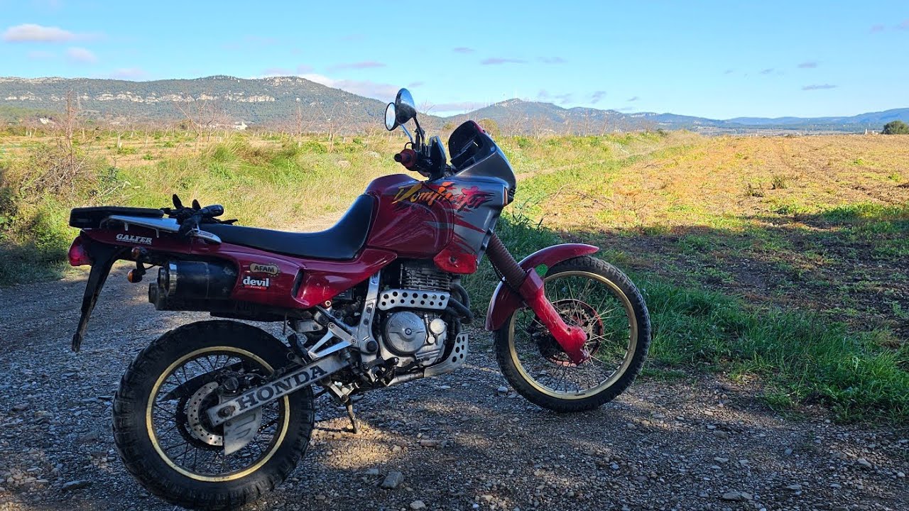 Honda Dominator - Salgo de RUTA SIN RUMBO. Voy SIN AUDIO!!
