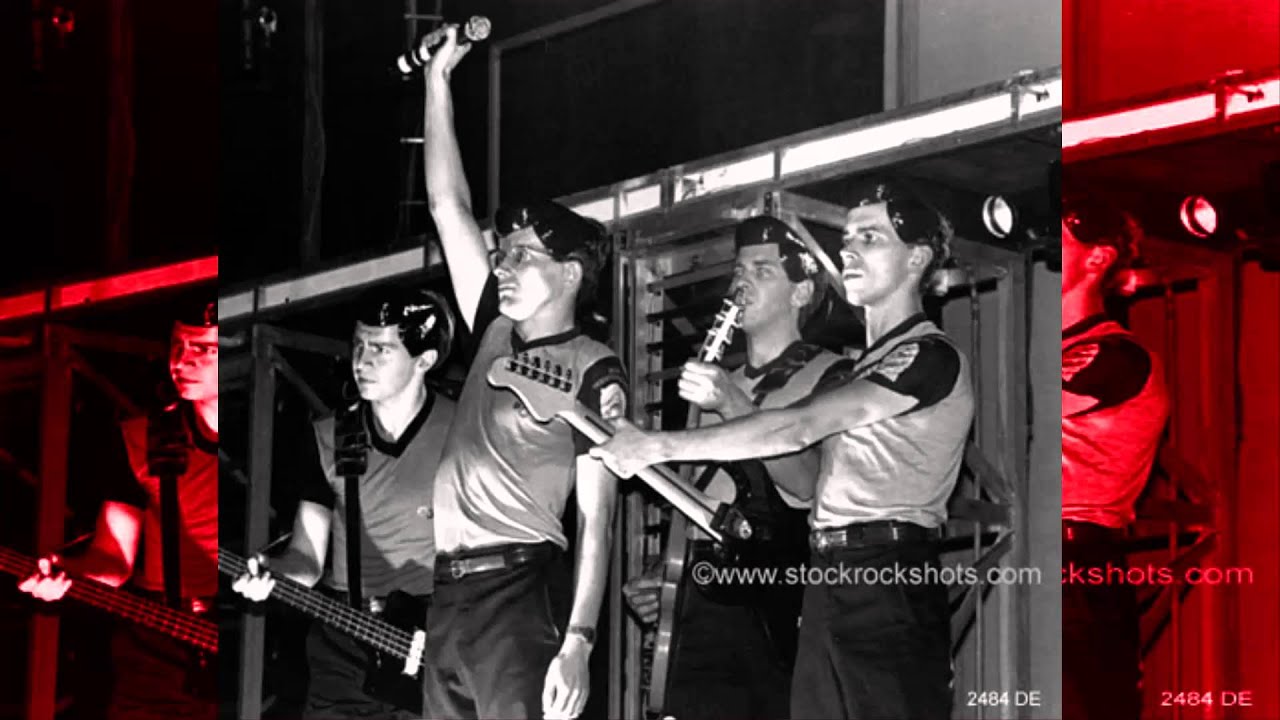 Devo Live 1982/02/06 Sydney, Australia