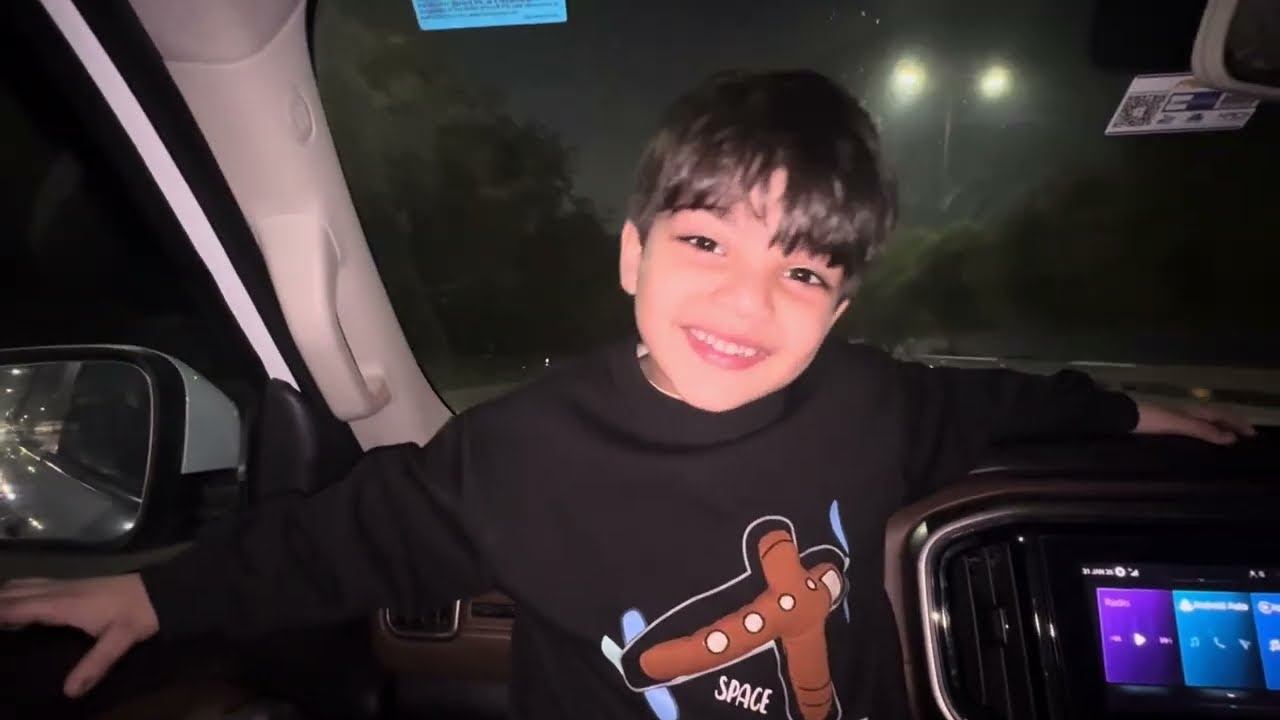 Aadam daily vlogs ..Guys btaiye comment m mein kha hu ...#aadam #reelsindia #dailyvlog #shortsviral 