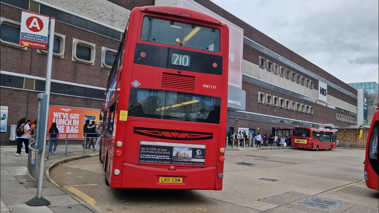 Metroline VW1177 LK11CXM Bus Route 210