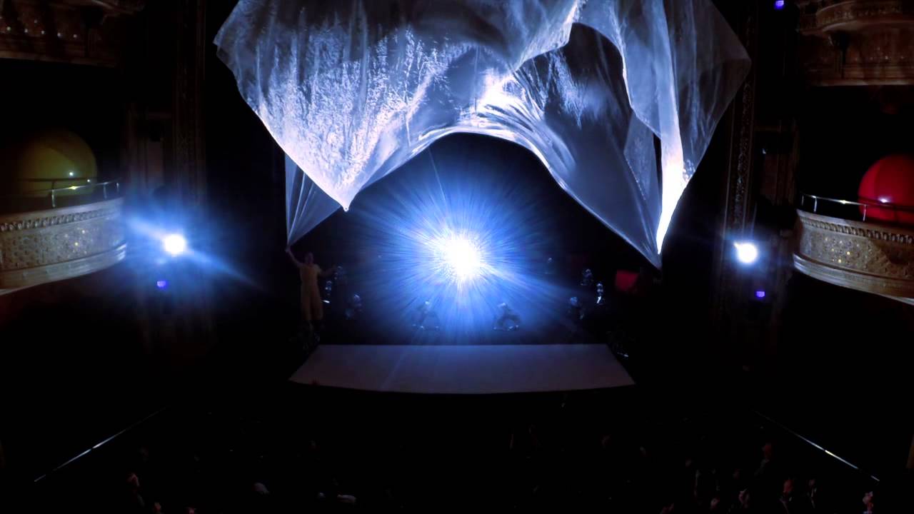 White Fabric Sail