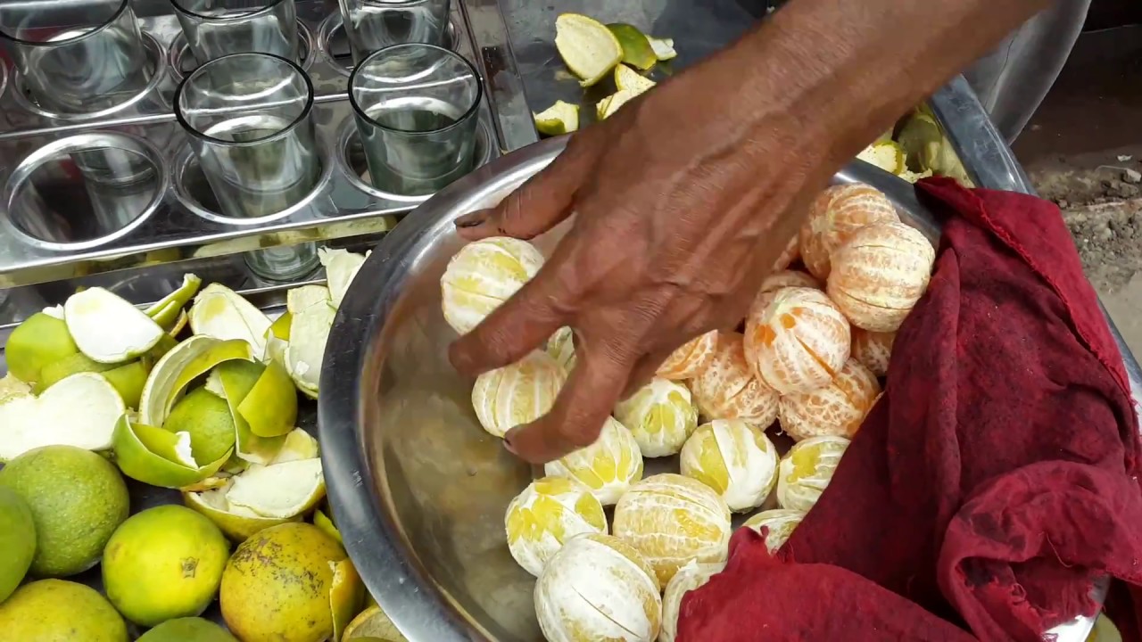 Very Tasty Mousumbi juice - Street food at Venaras